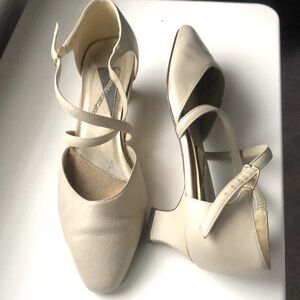 VINTAGE MOOTSIES TOOTIES •. SIZE 8